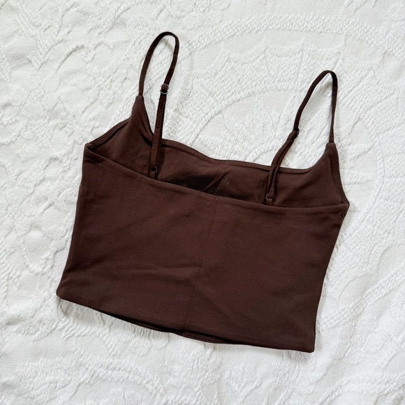 Aritzia Babaton Contour Cami Tank - Picture 3 of 5